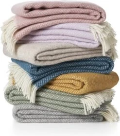 Klippan Yllefabrik Klippan - Plaid - Deken - Preppy - Grey - Grijs - 100% Wol -Klippan 1057x1200