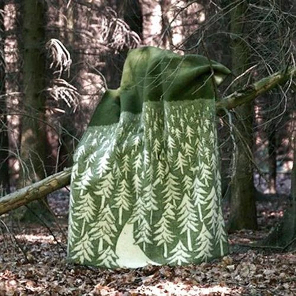 Wollen Deken House In The Forest Groen - Klippan 130x180cm 6 Wollen Deken House In The Forest Groen - Klippan 130x180cm - Afbeelding 4