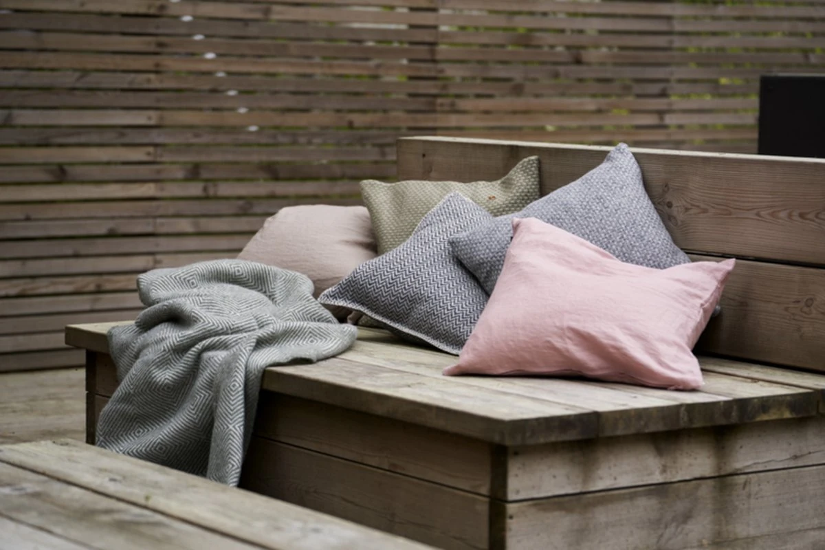 Klippan Wollen Plaid - Gooseye - Grey - 130x200cm 4 Klippan Wollen Plaid - Gooseye - Grey - 130x200cm - Afbeelding 2