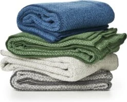 Klippan Yllefabrik Plaid Lamswol Domino Groen - Klippan -Klippan 1200x969