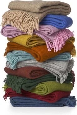 Klippan Yllefabrik Klippan- Gotland- Woondeken - Plaid - Lamswol En Gotland Wol - 130cm X 200cm - Blauw- Infinity Blue -Klippan 806x1200 2