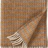 Klippan Yllefabrik Klippan 100% Wollen Plaid- Curve Caramel- Caramel Kleur- 130x200cm -Klippan 829x1200