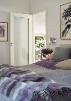 Klippan Plaid Pink -Gotland Multi Color- Roos - Deken -wol