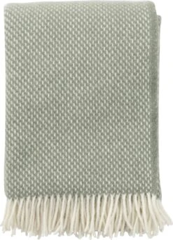 Klippan Yllefabrik Klippan Preppy - Plaid - Dusty Green - Zacht Groen Wolwit -100% Wol - 130cm X 200cm - Wasbaar - Wollen Plaid