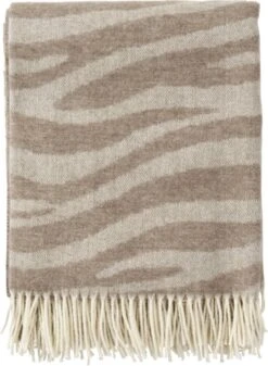 Klippan Yllefabrik Klippan - Savannah - Nougat - Woonplaid - 100% Wollen Plaid - Bruin Zand -